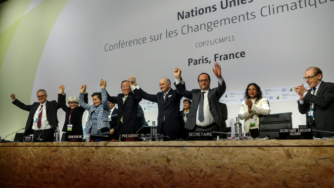 2015年联合国气候变化大会通过《巴黎协定》